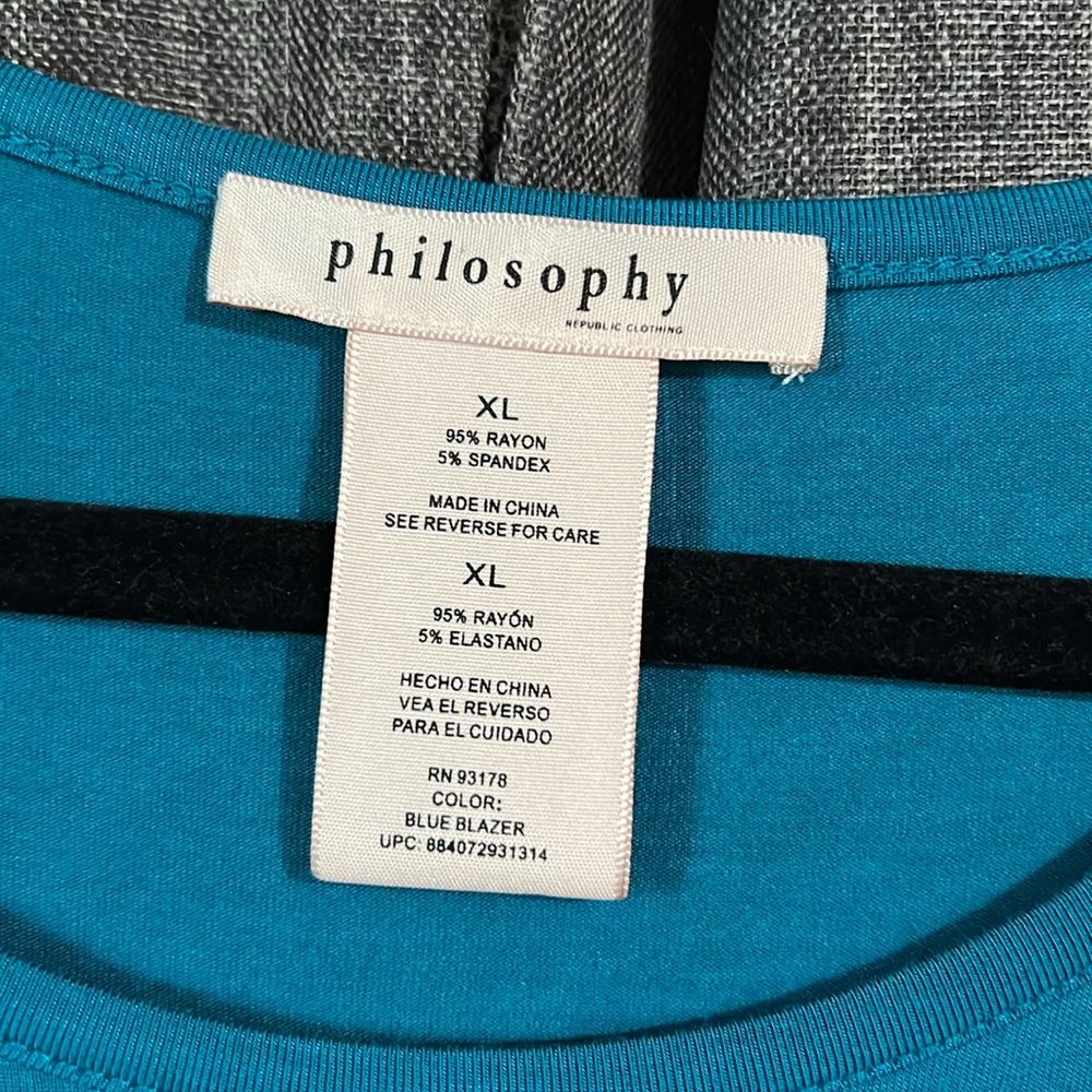 Philosophy blue short sleeve blouse with flared cuffs size XL - Picture 4 of 4
